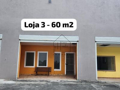 Sala em Vila Santo Antônio, Cotia/SP de 60m² para locação R$ 3.200,00/mes