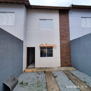 Sobrado em Centro, Itaquaquecetuba/SP de 70m² 2 quartos à venda por R$ 349.000,00