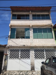 Sobrado em São Francisco, Ilhéus/BA de 380m² 5 quartos à venda por R$ 1.399.000,00