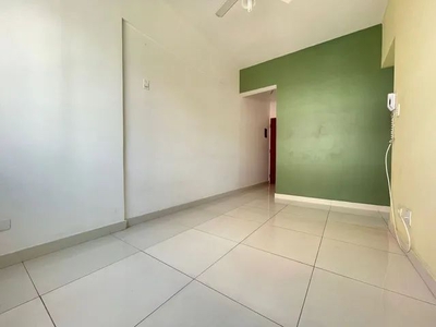 Apartamento com 1 dormitório para alugar, 50 m² por R$ 1.500,01/mês - Canto do Forte - Pra