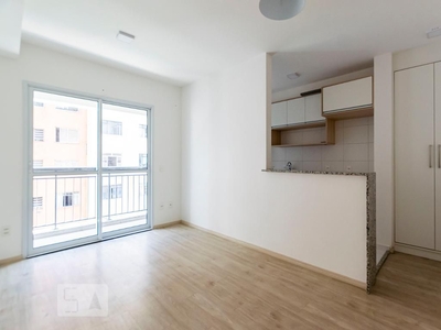 APARTAMENTO no 3º andar com 1 dormitório