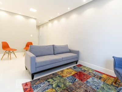 APARTAMENTO no 8º andar mobiliado com 2 dormitórios e 1 garagem