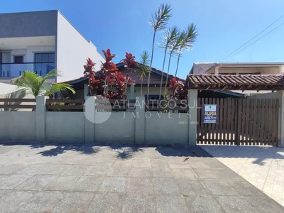 Casa à venda, Praia de Leste, com 04 quartos, PONTAL DO PARANA - PR