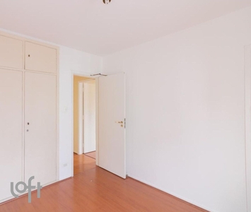 Apartamento à venda em Vila Olímpia com 92 m², 3 quartos, 1 suíte, 2 vagas