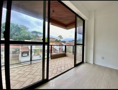 Apartamento no Bairro Velha em Blumenau com 3 Dormitórios (1 suíte) e 102 m²