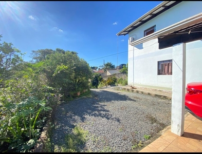 Casa no Bairro Itoupava Norte em Blumenau com 5 Dormitórios e 231.8 m²