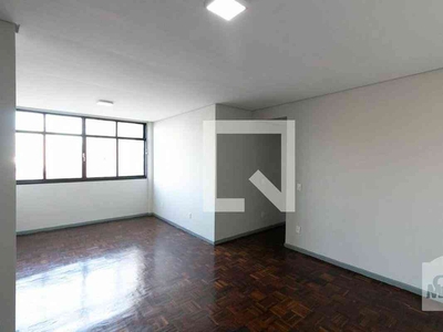 Apartamento com 3 quartos à venda no bairro Barro Preto, 103m²