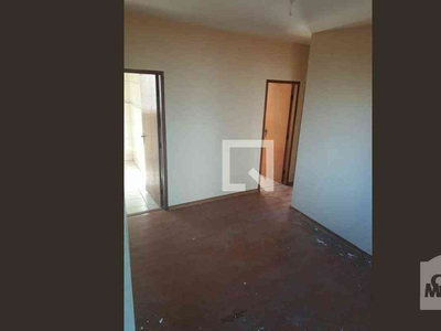 Apartamento com 3 quartos à venda no bairro Ouro Preto, 61m²