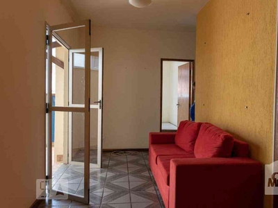 Apartamento com 3 quartos à venda no bairro Santa Mônica, 100m²