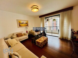 Apartamento à venda em Jardim Paulista com 252 m², 4 quartos, 2 suítes, 3 vagas