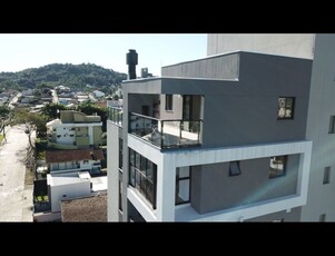 Apartamento no Bairro Água Verde em Blumenau com 4 Dormitórios (4 suítes) e 216 m²