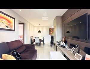 Apartamento no Bairro Garcia em Blumenau com 2 Dormitórios (1 suíte) e 75 m²