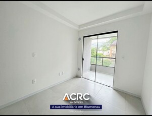 Apartamento no Bairro Velha em Blumenau com 2 Dormitórios (1 suíte) e 70 m²