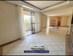 Apartamento no Bairro Victor Konder em Blumenau com 4 Dormitórios (2 suítes) e 200 m²