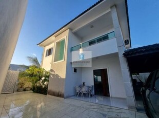 Casa em itapuã com 3 suítes