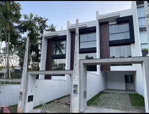 Casa no Bairro Badenfurt em Blumenau com 3 Dormitórios (1 suíte) e 155 m²