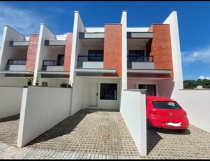 Casa no Bairro Itoupava Norte em Blumenau com 2 Dormitórios (2 suítes) e 85.87 m²