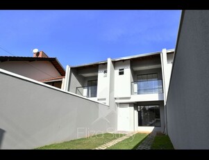 Casa no Bairro Velha em Blumenau com 2 Dormitórios (2 suítes) e 115 m²