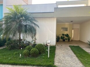 Linda casa térrea em condomínio, golden park residence