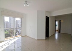 APARTAMENTO no 8º andar mobiliado com 2 dormitórios e 2 garagens