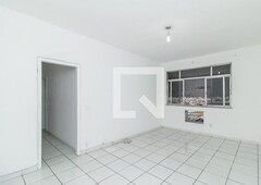 APARTAMENTO no 3º andar com 2 dormitórios e 1 garagem