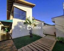 Casa com 3 dormitórios, 220 m² - venda por R$ 1.250.000,00 ou aluguel por R$ 5.500,00/mês