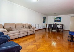 Apartamento à venda em Campo Belo com 182 m², 4 quartos, 1 suíte, 2 vagas
