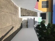 Casa aluguel com 52 m2 com 2 quartos, sendo 1 suite no Barroso - Fortaleza - CE