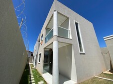 Casa com 3 quartos em Buraquinho - Lauro de Freitas - Bahia