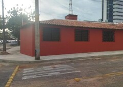 Casa em esquina nobre, Rua Vicente Leite com Francisco Gonçalves, xxxm2, ideal para restau