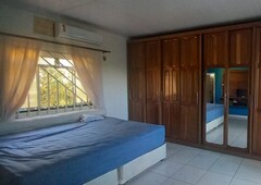 Casa para aluguel com 300 metros quadrados com 3 quartos em Raiz - Manaus - AM