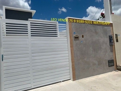 Leo vende, 2\4 com uma suíte, bairro, Parque Ipê.