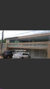 Mansão 770m2 suítes piscina escritório Cond Laranjeiras