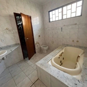 RP - Casa com 3 Quartos à venda, 180m² - Piatã