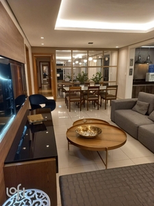 Apartamento à venda em Castelo com 163 m², 4 quartos, 1 suíte, 4 vagas