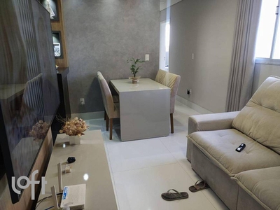Apartamento à venda em Santa Mônica com 55 m², 2 quartos, 1 suíte, 1 vaga