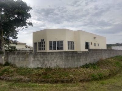 R$ 180.000 Casa Grande com 3 quartos- Condomínio Iguaba Grande