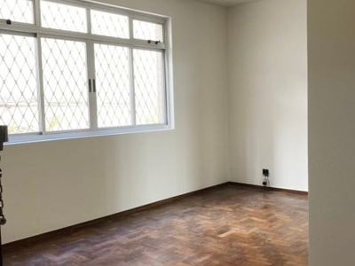 Apartamento à venda com 3 quarto(s)