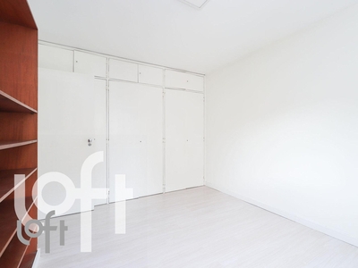 Apartamento à venda em Higienópolis com 125 m², 3 quartos, 1 suíte, 2 vagas