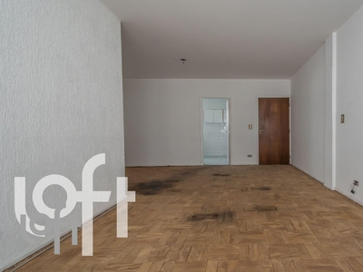 Apartamento à venda em Vila Olímpia com 80 m², 2 quartos, 1 vaga