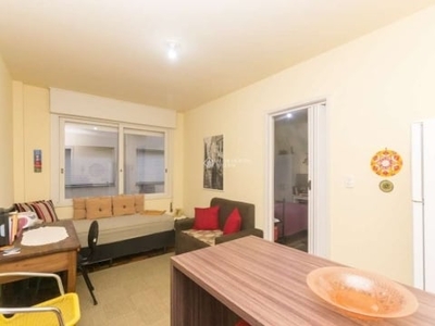 Apartamento com 1 quarto para alugar na rua riachuelo, 433, centro histórico, porto alegre, 35 m2 por r$ 1.500