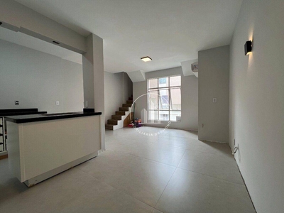 Apartamento Duplex em Capoeiras, Florianópolis/SC de 64m² 2 quartos à venda por R$ 381.000,00