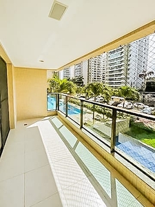 Apartamento em Alphaville I, Salvador/BA de 103m² 3 quartos para locação R$ 4.000,00/mes