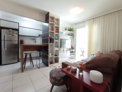 Apartamento em Barreiros, São José/SC de 62m² 2 quartos à venda por R$ 381.000,00