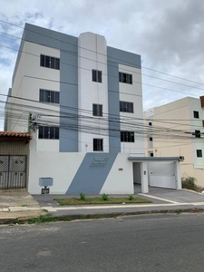 Apartamento em Candeias, Vitória da Conquista/BA de 68m² 2 quartos à venda por R$ 214.000,00