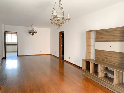 Apartamento em Centro, Londrina/PR de 179m² 3 quartos à venda por R$ 489.000,00