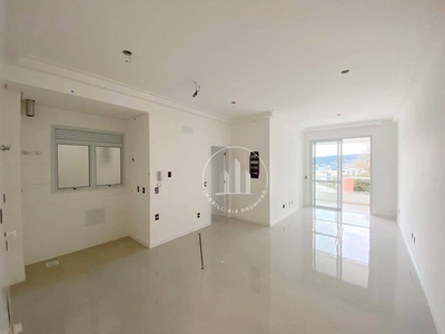 Apartamento em Estreito, Florianópolis/SC de 74m² 2 quartos à venda por R$ 689.000,00