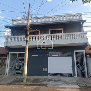 Apartamento em Residencial e Comercial Cidade Jardim, Pindamonhangaba/SP de 200m² 3 quartos para locação R$ 1.700,00/mes