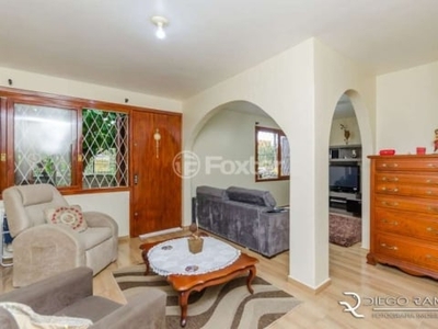 Casa com 2 quartos à venda na rua carlos ferreira, teresópolis, porto alegre, 154 m2 por r$ 398.000