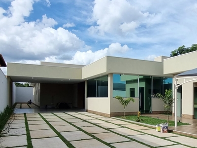 Casa em Asa Sul, Brasília/DF de 390m² 4 quartos à venda por R$ 1.999.000,00
